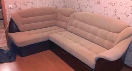 Перетяжка углового дивана. Чертаново Северное